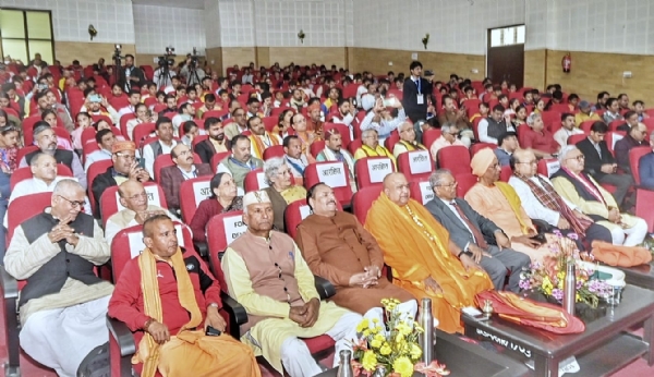 उपस्थित संस्कृत विद्वान उपस्थित संस्कृत विद्वान