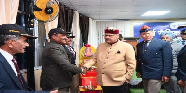 सर्वकारः सैनिकेभ्यस्तदीयपरिवारेभ्यश्च कल्याणनिमित्तः प्रतिबद्ध: गणेश जोशी