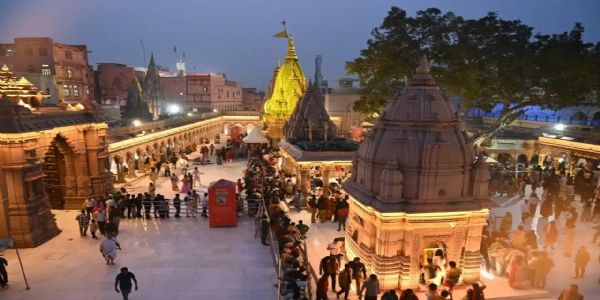 श्री काशी विश्वनाथ धाम लोकार्पणस्य चतुर्थ्यां वर्षिक्यां भविष्यन्ति विविधधार्मिकनुष्ठानानि,पुष्पैः सज्जितं मंडपम्