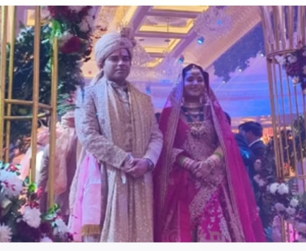 प्रख्यात कथावाचक निधि सारस्वत और भाजपा नेता चिराग उपाध्याय के विवाह के बंधन मे बंधे