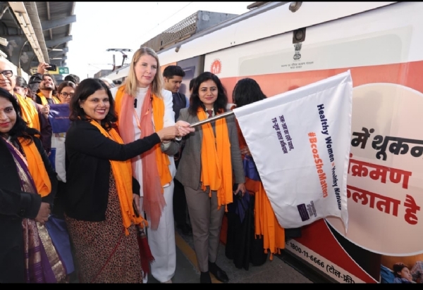 एक माह लम्बे अभियान की शुरूआत करते हुए स्वास्थ सचिव एक माह लम्बे अभियान की शुरूआत करते हुए स्वास्थ सचिव