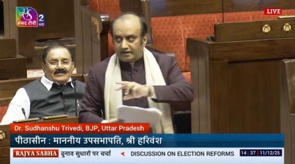 सदन में चुनाव सुधारों पर चर्चा के दौरान भाजपा सांसद डॉ. सुधांशु त्रिवेदी सदन में चुनाव सुधारों पर चर्चा के दौरान भाजपा सांसद डॉ. सुधांशु त्रिवेदी