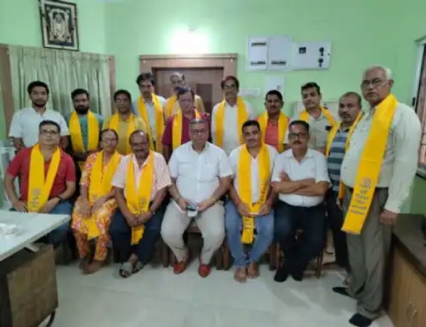 मारवाड़ी सम्मेलन चुनाव में मुकेश मित्तल फिर बने अध्यक्ष, रिकॉर्ड मतदान ने बनाया इतिहास मारवाड़ी सम्मेलन चुनाव में मुकेश मित्तल फिर बने अध्यक्ष, रिकॉर्ड मतदान ने बनाया इतिहास