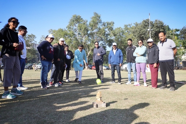 इंदौर में एनआरआई महापर्व में पारम्परिक खेलों का आयोजन इंदौर में एनआरआई महापर्व में पारम्परिक खेलों का आयोजन