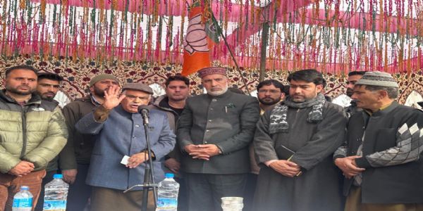 अशोककौलः पुलवामा-जनसभायां कश्मीरप्रदेशे मोदी-सर्वकारस्य विकासप्रयत्नान् प्रकाशयत्