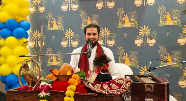 रामगंगा विहार स्थित सांई गार्डन में आठ दिवसीय श्रीमद् भागवत भक्ति ज्ञान यज्ञ महोत्सव कथा का रसपान कराते आचार्य व्योम त्रिपाठी। रामगंगा विहार स्थित सांई गार्डन में आठ दिवसीय श्रीमद् भागवत भक्ति ज्ञान यज्ञ महोत्सव कथा का रसपान कराते आचार्य व्योम त्रिपाठी।