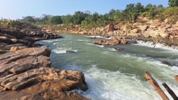 पलटन घाट।