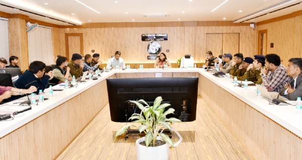 प्रयागराज माघ मेला 2026 को लेकर हुई बैठक की फोटो प्रयागराज माघ मेला 2026 को लेकर हुई बैठक की फोटो