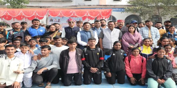 क्रीडया तनुर्मनसोः स्वस्थ्येन सह अमिलत्अनुशासनस्य शीक्षणम्- उपमुख्यमंत्री