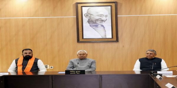 नागपुरस्य निर्माणशालायां बिहारस्य 06श्रमिकेभ्यः मुख्यमंत्री व्यक्ता संवेदना