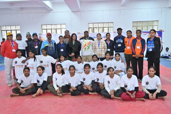 अररिया फोटो:सांसद खेल महोत्सव में खिलाड़ी