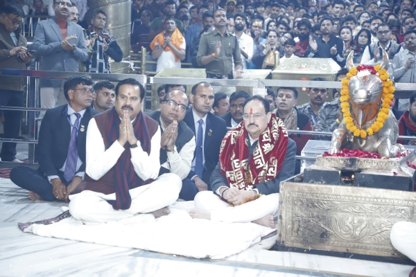 केंद्रीय स्वास्थ्य मंत्री  जे.पी. नड्डा ने  महाकालेश्वर की शयन आरती में किए दर्शन