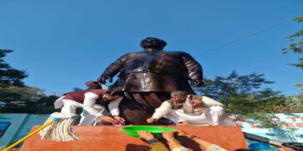 पूर्व प्रधानमंत्रिणोऽटल बिहारी वाजपेयिनो जयंत्यां गुरुवासरे प्रदर्शन्याः उद्घाटनं, विधानसभासु भविष्यति ‘अटलस्मृतिसम्मेलनम्‘