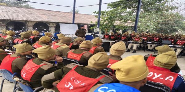 प्रशिक्षु सैनिकेभ्यः लब्धं साइबर अपराधेभ्यो निवृत्तये विशेषेण प्रशिक्षणम्