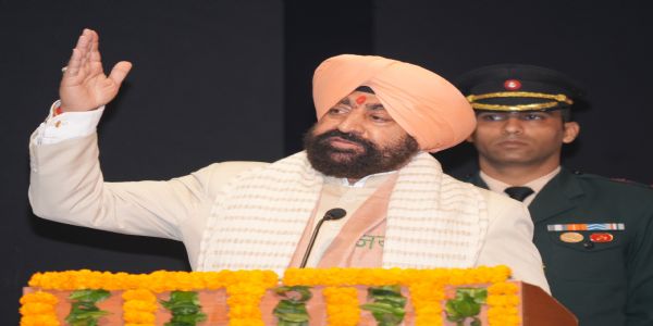 अटल बिहारी वाजपेयिनो जीवन राष्ट्र चेतनायाः अथ सुशासनस्य च प्रतीकः - राज्यपालः