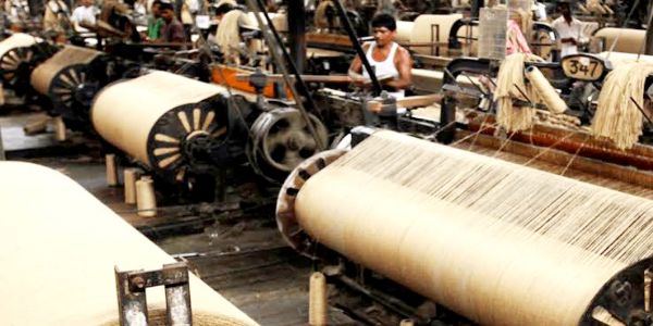 (वार्षिकी-2025) हुगली जुट उद्योगाय परिस्थितिभिः पूरितं वर्षमिदम्