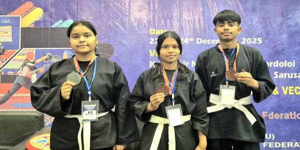 राष्ट्रियकनिष्ठ थांग-ता चैंपियनशृंखलायां झारखंडाय त्रीणि पदकानि