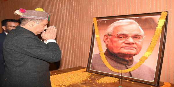 स्वास्थ्यसुविधाः जनानां जीवनं युतं, एतत् न्यूनं न मंतव्यः सर्वकारः : जय राम ठाकुरः