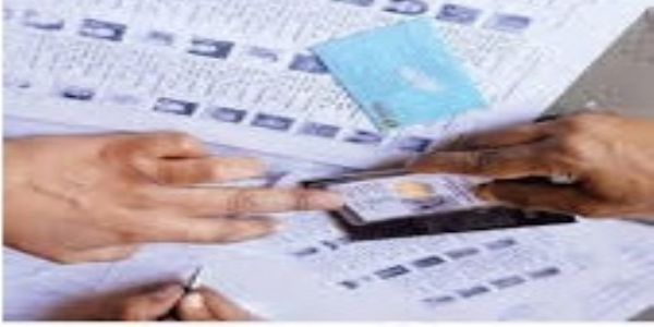 उत्तरप्रदेश–एसआईआर इति – गणनाप्रपत्रं प्रत्यर्पणस्य अद्य अन्तिमदिवसः, बीएलओ समीपं समर्पणीयम्