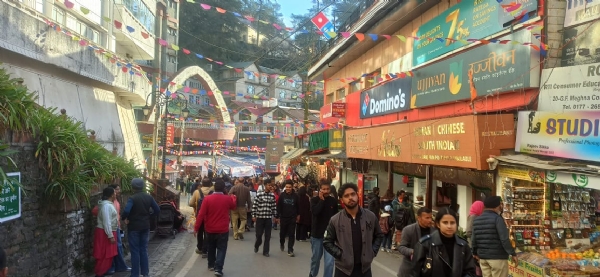 शिमला में सैलानी