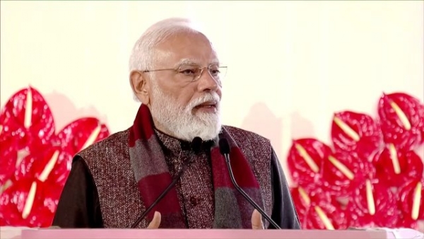 प्रधानमंत्री नरेन्द्र मोदी शुक्रवार को वीर बाल दिवस पर आयोजित कार्यक्रम को संबोधित करते हुए प्रधानमंत्री नरेन्द्र मोदी शुक्रवार को वीर बाल दिवस पर आयोजित कार्यक्रम को संबोधित करते हुए