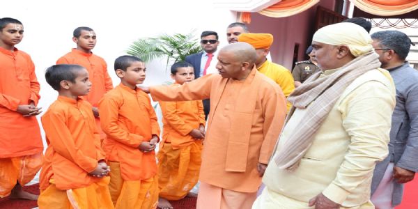 मानव-जीवनस्य कल्याणः एव धर्मः अस्ति सनातनः — योगी आदित्यनाथः