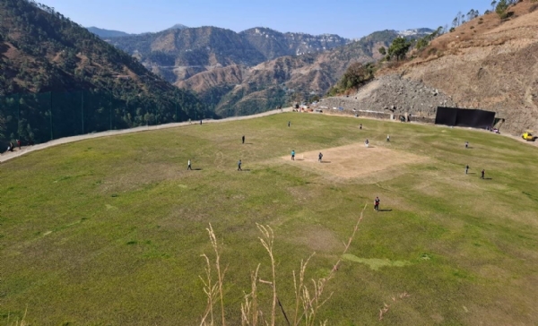 क्रिकेट मैदान पडेची