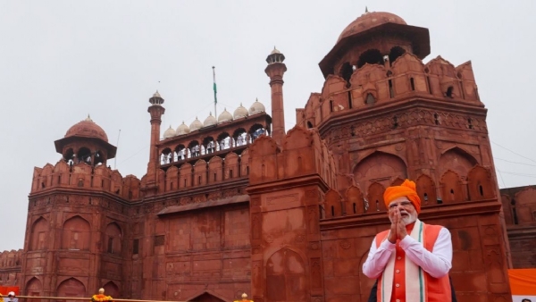 प्रधानमंत्री नरेन्द्र मोदी प्रधानमंत्री नरेन्द्र मोदी