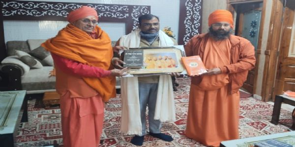 “गुरोर्दशमेशस्य अदम्य शौर्यस्य गाथा”इति पुस्तकस्य लेखकः सम्मानितः