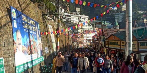 नववर्षोत्सवाय शिमलायां पर्यटकानां महाप्रवाहः, अतिथिशालाः पूर्णाः, सुरक्षायाः कठोराः व्यवस्थााः