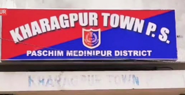 खड़गपुर अवैध दारू विक्रेताओं पर छापा