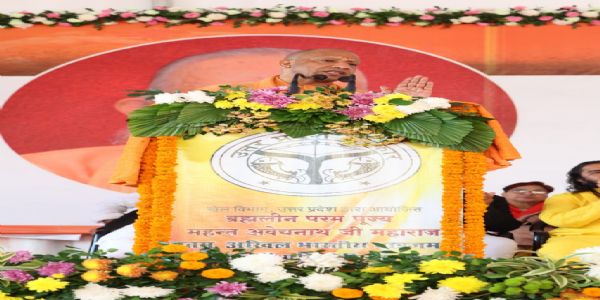 मुख्यमन्त्रिणा योगिना आदित्यनाथेन नवयुवकान् प्रति आह्वानं कृतम्, उच्यत क्रीडिष्यसि तर्हि विकसिष्यसि