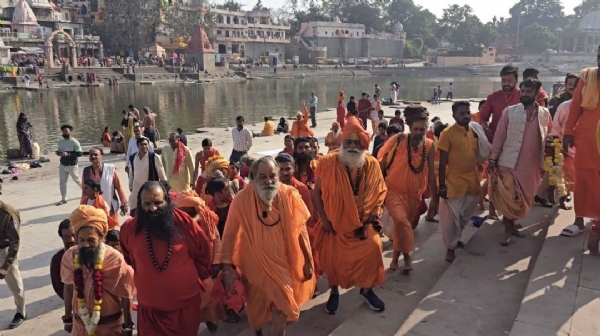 सिंहस्थ के बड़े कार्यो के साथ शिप्रा शुद्धिकरण पर ध्यान दे प्रशासन सिंहस्थ के बड़े कार्यो के साथ शिप्रा शुद्धिकरण पर ध्यान दे प्रशासन