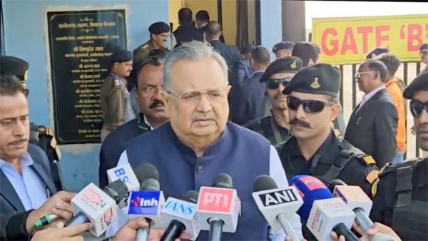 विधानसभा अध्यक्ष डॉ. रमन सिंह