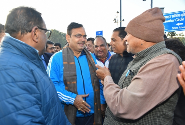 मुख्यमंत्री भजनलाल शर्मा ने मॉर्निंग वॉक में दिया फिट राजस्थान का संदेश मुख्यमंत्री भजनलाल शर्मा ने मॉर्निंग वॉक में दिया फिट राजस्थान का संदेश