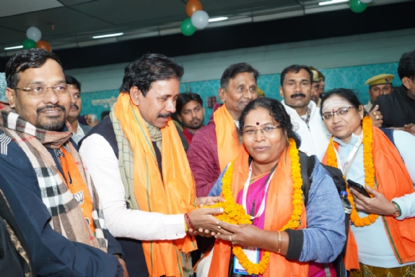 तमिलनाडु के तीसरे दल का स्वागत तमिलनाडु के तीसरे दल का स्वागत