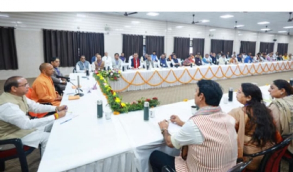 मुख्यमंत्री ने  एसआईआर को लेकर की समीक्षा बैठक