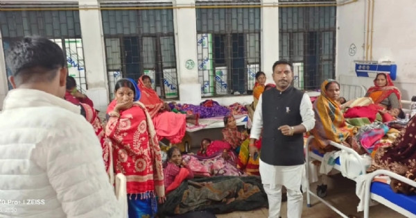 अररिया फोटो:विधायक निरीक्षण करते अररिया फोटो:विधायक निरीक्षण करते