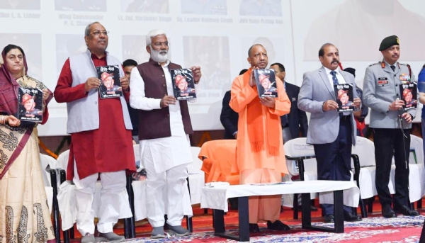 तात्कालिक लॉलीपॉप से नहीं हो सकता समाज और देश का कल्याण : मुख्यमंत्री* तात्कालिक लॉलीपॉप से नहीं हो सकता समाज और देश का कल्याण : मुख्यमंत्री*