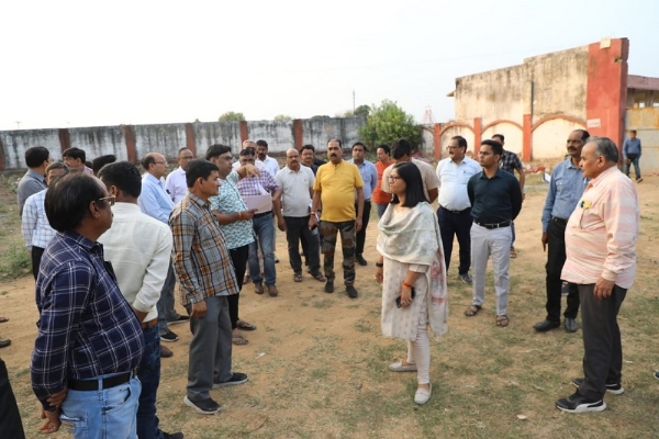ग्वालियर में 22 से 29 मार्च तक लगेगा पुस्तक मेला, कलेक्टर ने अधिकारियों के साथ देखीं तैयारियां