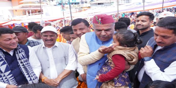 लोहाघाटे बालिकाभिः समाचरितः जन्मोत्सवः