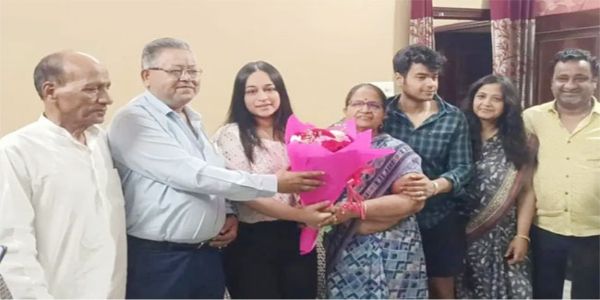 सोनीपत-नगरस्य अनुष्का जैन-इत्येतत् यूपीएससी-मध्ये २८३तमं स्थानं प्राप्तुं सम्मानिता