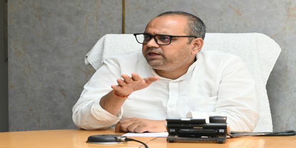 दिल्ली सर्वकारः 3.45 लक्षतः अधिक स्वास्थ्यपत्राणि निगतानि - स्वास्थ्यमंत्री