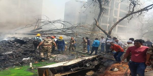 कोलकाताविमानस्य पार्श्वे वसन्तः भये विद्यन्ते, अहमदाबाद विमानघटनोत्तरं वर्धिता चिंता