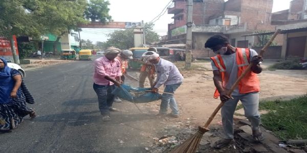 मुख्यमन्त्री योगी आदित्यनाथः वाराणसीयात्रायां, विधिव्यवस्थायाः करिष्यति समीक्षा
