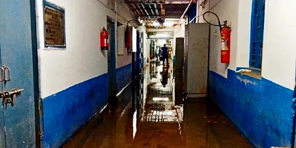 मालदहे महती वर्षा जलनिमग्नता, निकासी व्यवस्थायां उत्थितः प्रश्नः