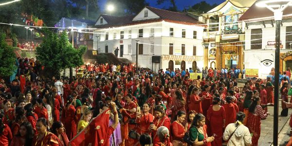 हरितालिकातीजोत्सवे पशुपतिनाथमन्दिरस्य चत्वारी द्वाराणि उद्घाटितानि, भक्तानां महान् सम्मर्दः आसीत्