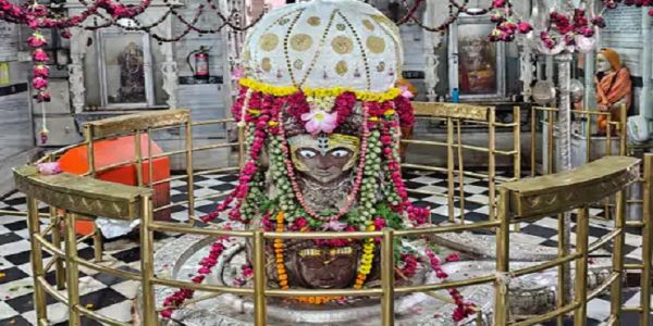 अद्य मन्दसौरे भगवतः पशुपतिनाथस्य राजशोभायात्रा महता उत्साहेन निर्गता भविष्यति, मुख्यमन्त्री भागं ग्रहीष्यति