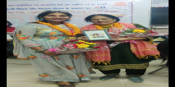 शिमलायाः शिक्षिका सवीना यत्र दिल्ल्यां 