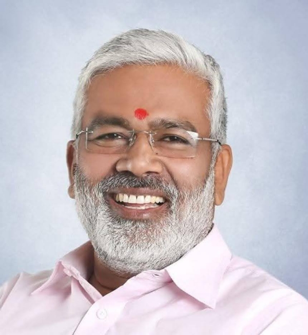 स्वतंत्र देव सिंह